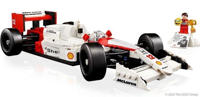 LEGO trifft auf Formel 1: Neues Set „McLaren MP4/4 &amp;amp; Ayrton Senna“ vorgestellt